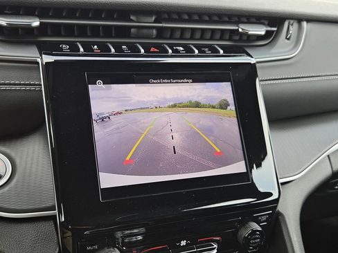 New 2026 Jeep Grand Cherokee L Laredo RWD image 17