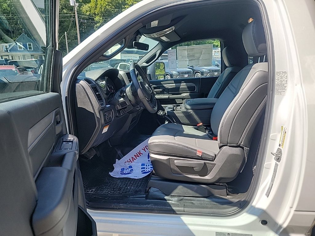 New 2026 RAM 3500 Tradesman AWD/4WD image 6