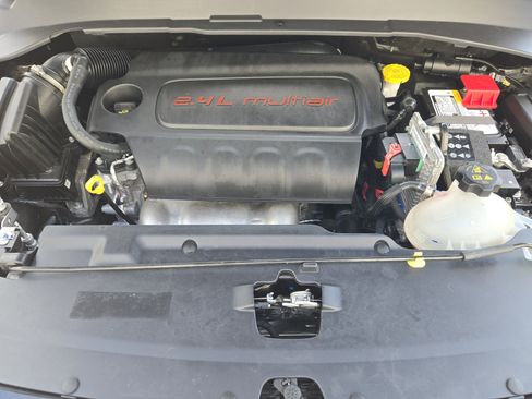 Used 2022 Jeep Compass Limited image 32