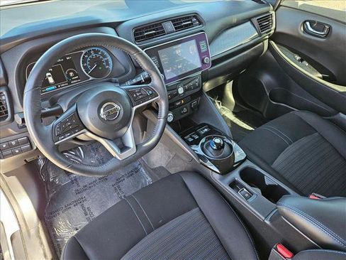 Used 2019 Nissan Leaf SV Plus w/ SV Plus Technology Package image 12