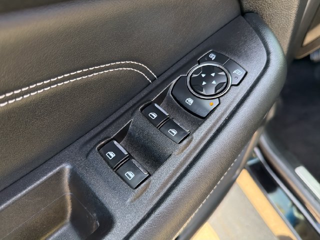 Used 2024 Ford Edge Titanium AWD/4WD image 13