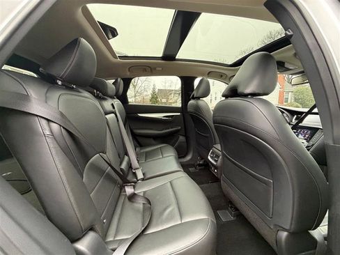 Used 2019 INFINITI QX50 AWD image 18