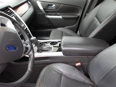 Used 2013 Ford Edge Limited FWD image 16