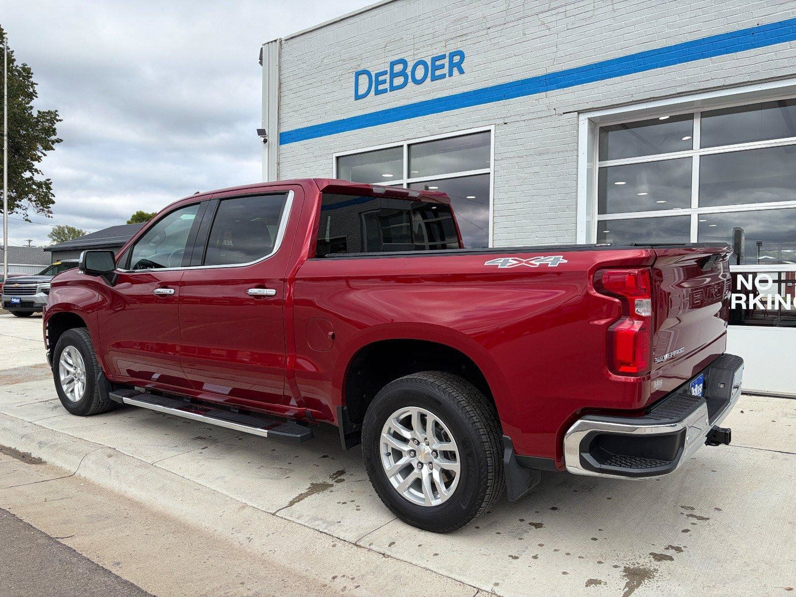 Used 2019 Chevrolet Silverado 1500 LTZ w/ LTZ Plus Package AWD/4WD image 3