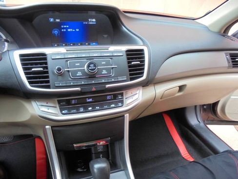 Used 2015 Honda Accord LX image 16