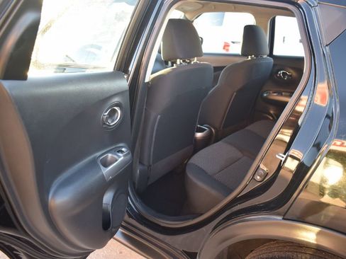 Used 2015 Nissan Juke S image 10