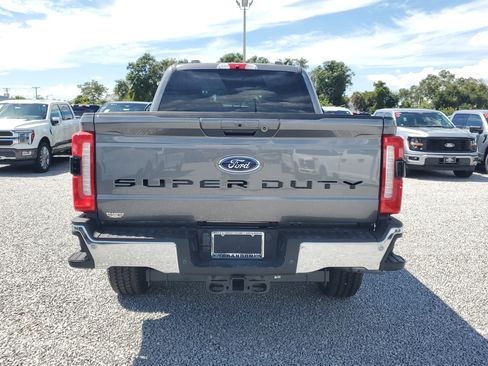 New 2026 Ford F350 Lariat w/ FX4 Off-Road Package image 9