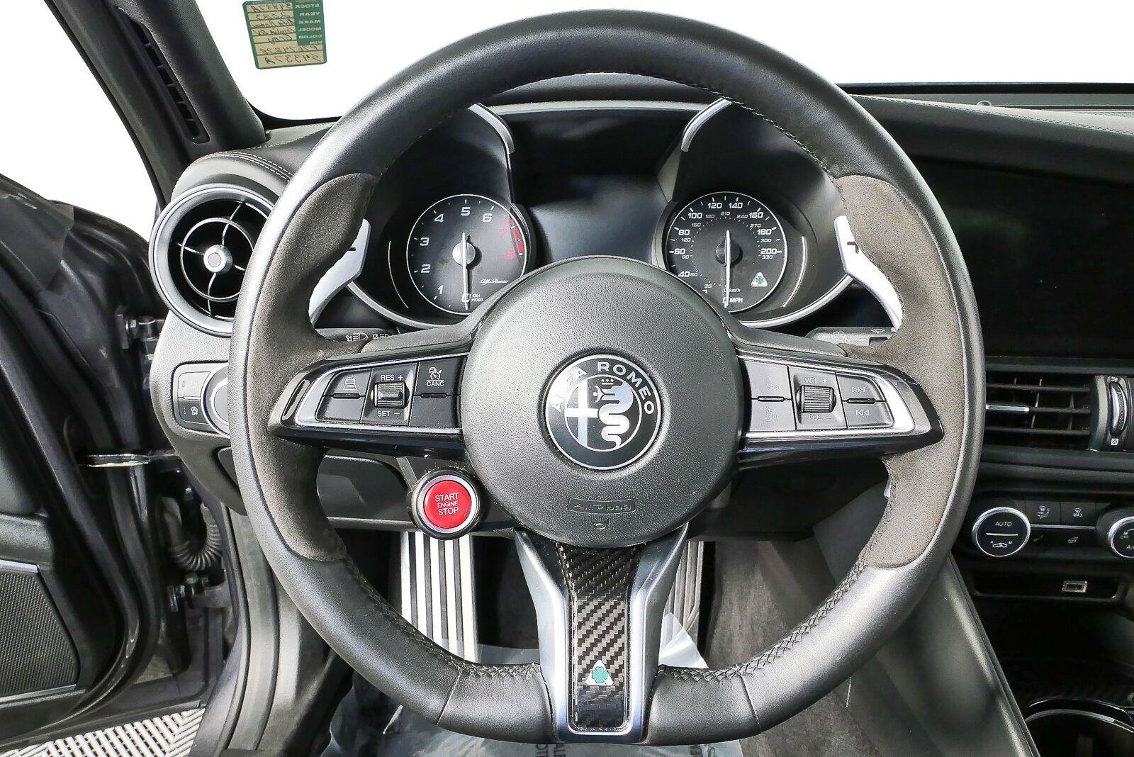 Used 2023 Alfa Romeo Giulia Quadrifoglio RWD image 12