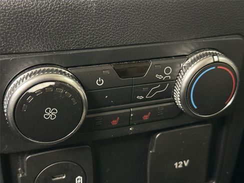 Used 2020 Ford Explorer XLT w/ Equipment Group 202A image 45