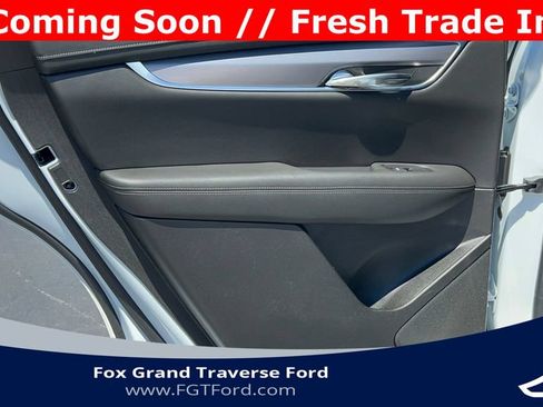 Used 2024 Cadillac XT6 Luxury w/ LPO, Floor Liner Package AWD/4WD image 30