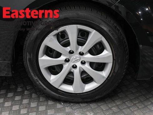 Used 2023 Toyota Corolla LE image 30