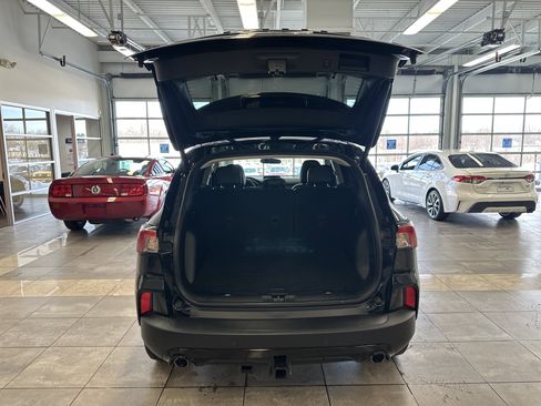 Used 2022 Ford Escape SEL w/ SEL Stealth AWD Package image 29