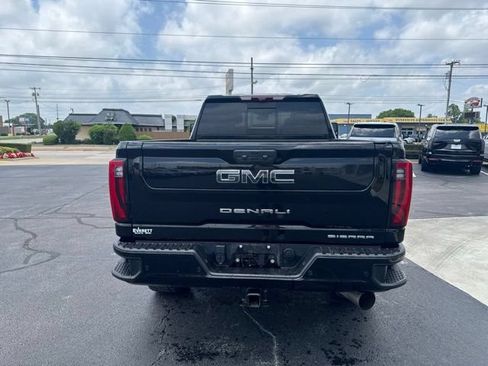 Used 2024 GMC Sierra 2500 Denali Ultimate AWD/4WD image 14