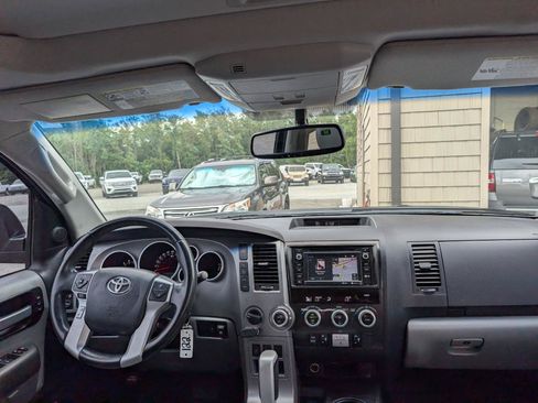 Used 2016 Toyota Sequoia Limited w/ Safety & Convenience Package AWD/4WD image 19