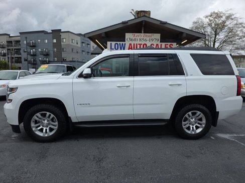Used 2017 Chevrolet Tahoe LT image 4