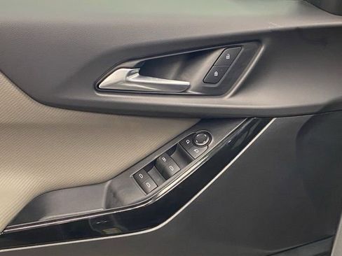 New 2026 Chevrolet Equinox LT w/ Convenience Package II image 29