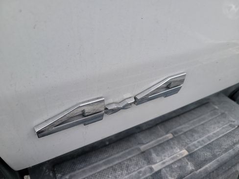 Used 2024 Toyota Tacoma SR image 11