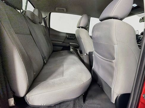 Used 2022 Toyota Tacoma SR5 w/ Technology Package RWD image 28