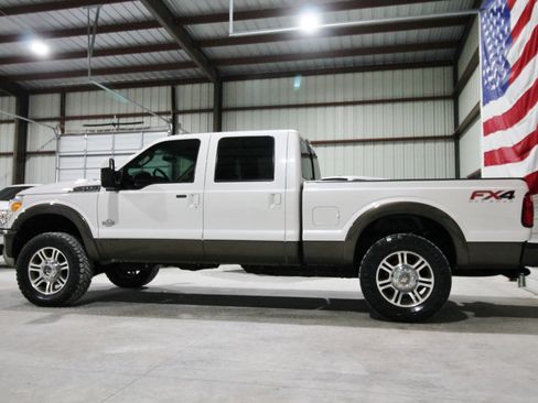Used 2016 Ford F250 King Ranch w/ FX4 Off-Road Package image 6