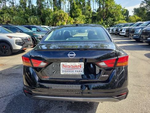 New 2026 Nissan Altima 2.5 SV AWD/4WD image 5
