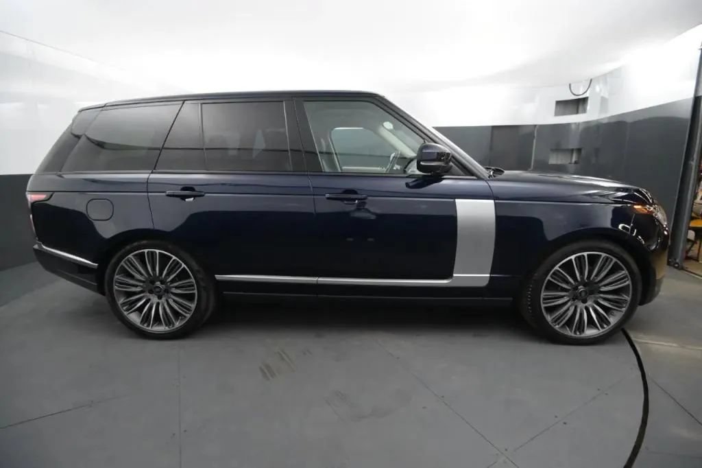 Used 2021 Land Rover Range Rover P525 Westminster Edition AWD/4WD image 6