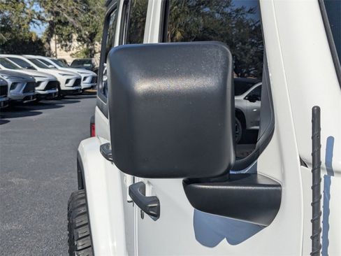 Used 2020 Jeep Wrangler Unlimited Sahara w/ Cold Weather Group image 11