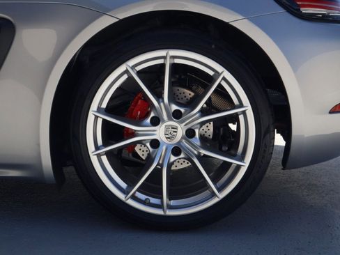 Certified 2022 Porsche 718 Boxster S RWD image 24