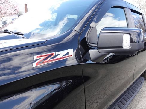 Used 2022 Chevrolet Silverado 1500 LT Trail Boss image 7