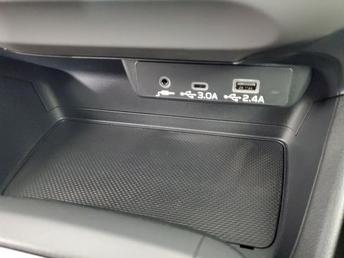 New 2025 Subaru Crosstrek 2.5i Premium image 19