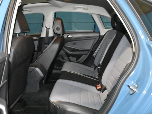 Used 2025 Volkswagen Jetta SE FWD image 21