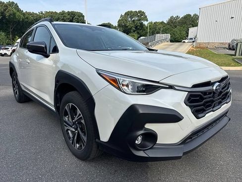 Used 2024 Subaru Crosstrek 2.0i Premium AWD/4WD image 4