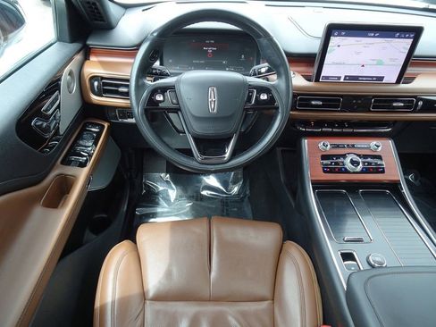 Used 2022 Lincoln Aviator Reserve w/ Equipment Group 201A AWD/4WD image 14