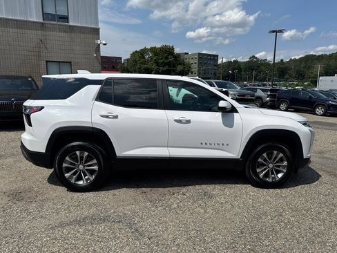 Used 2026 Chevrolet Equinox LT w/ Convenience Package II AWD/4WD image 8
