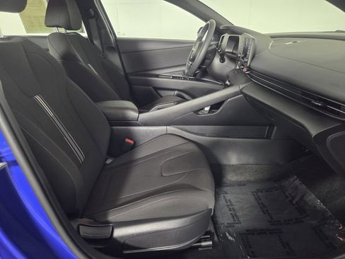 Used 2026 Hyundai Elantra Sport FWD image 31
