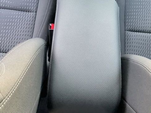 New 2025 Chevrolet Equinox LT w/ Midnight Edition image 19