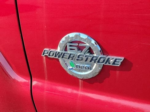 Used 2015 Ford F250 Lariat w/ Chrome Package image 32