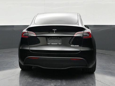 Used 2022 Tesla Model Y Performance AWD/4WD image 4