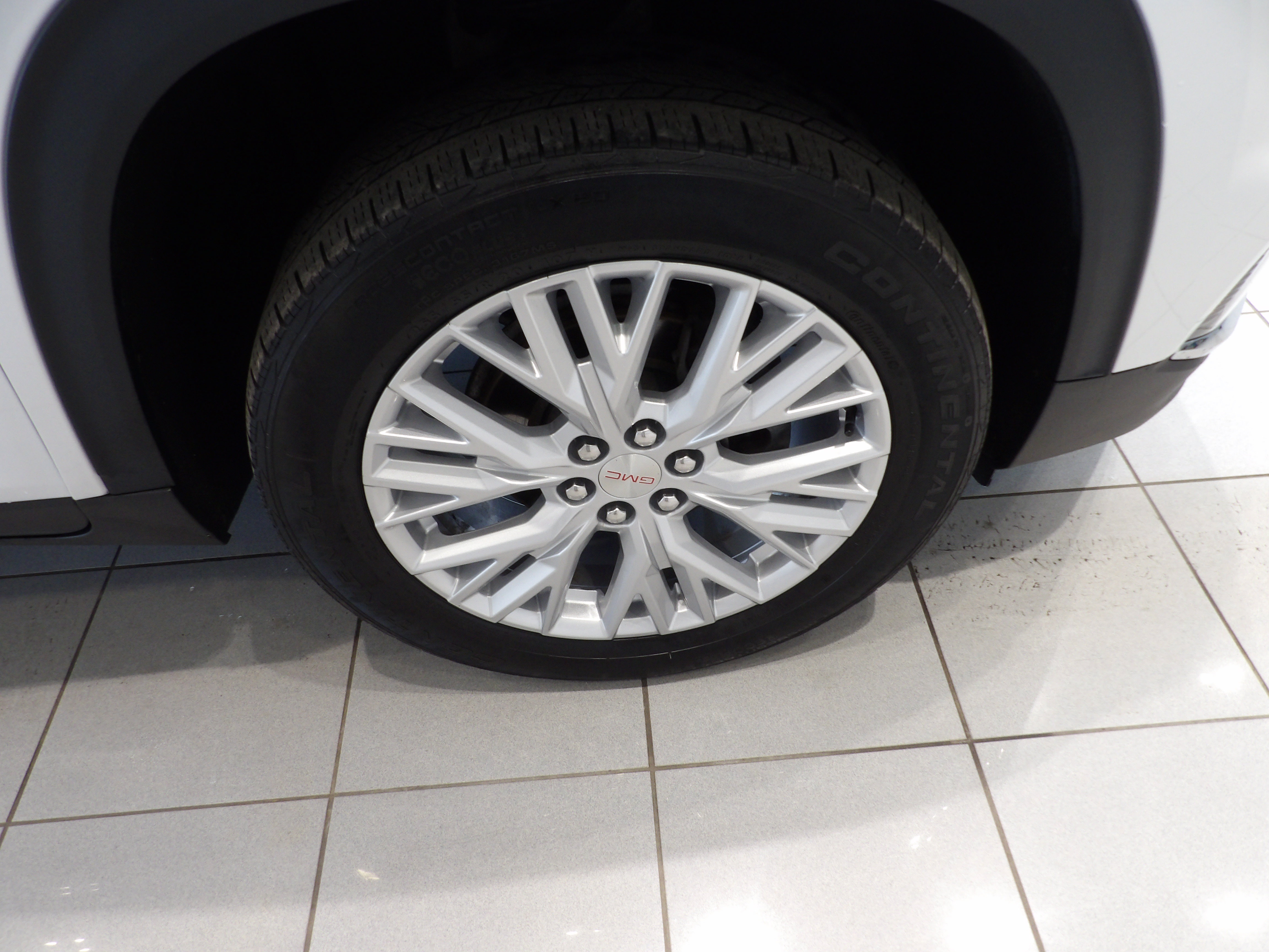 Used 2024 GMC Acadia Elevation w/ Luxury Package AWD/4WD image 29