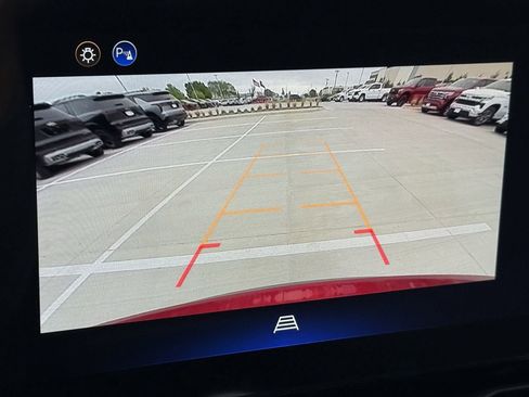 New 2026 Chevrolet Equinox LT image 16