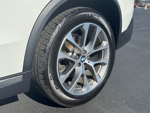 Used 2020 BMW X5 xDrive40i w/ Premium Package image 32