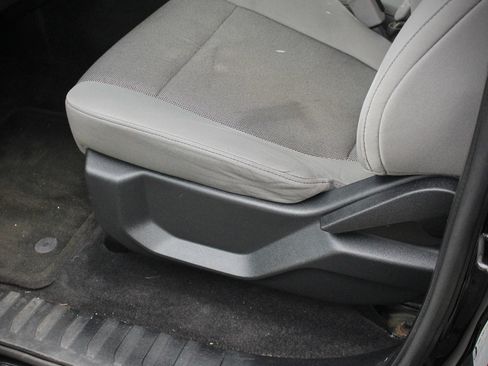 Used 2017 Ford F150 XL w/ Equipment Group 101A Mid RWD image 59