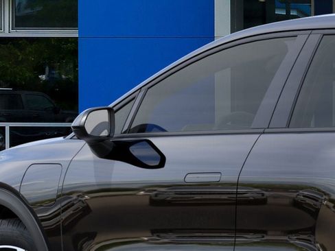 New 2026 Chevrolet Equinox EV LT w/ Comfort Package image 36