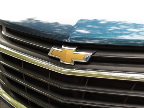 Used 2020 Chevrolet Equinox LT FWD image 31