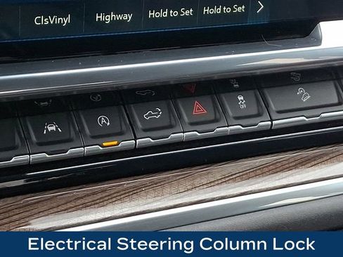 Used 2023 Chevrolet Silverado 1500 LT Trail Boss w/ Protection Package image 28