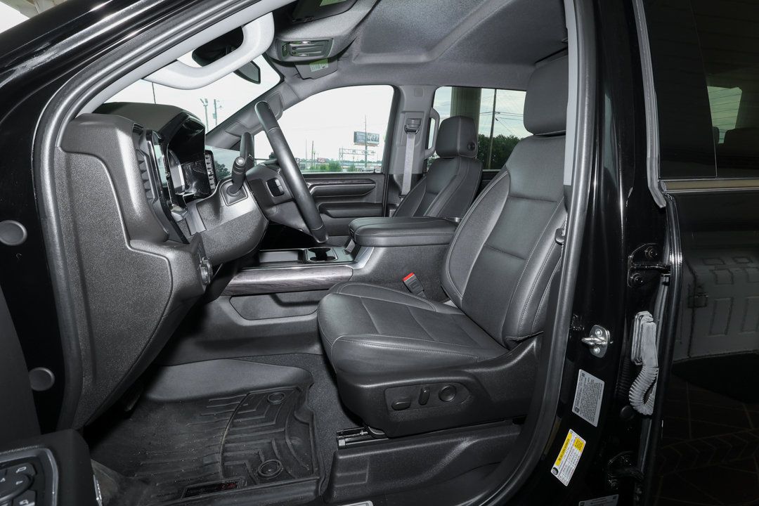 Used 2024 Chevrolet Silverado 2500 LTZ w/ LTZ Convenience Package AWD/4WD image 14
