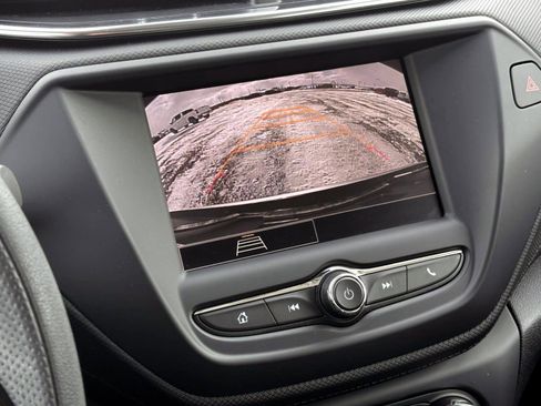 Used 2023 Chevrolet TrailBlazer LT image 23