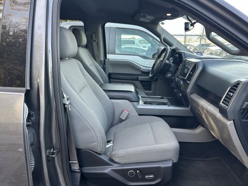 Used 2016 Ford F150 XLT w/ Equipment Group 302A Luxury image 7