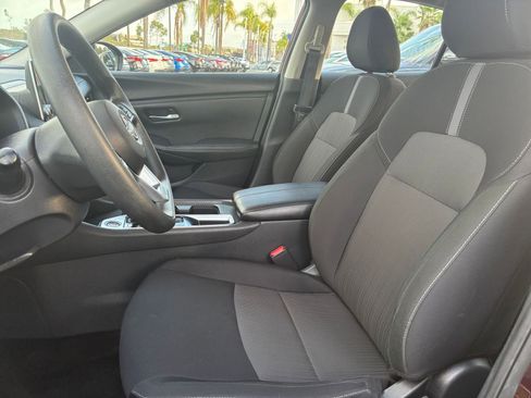 Used 2025 Nissan Sentra SV image 24