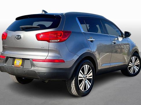 Used 2016 Kia Sportage EX w/ EX Premium Package image 2