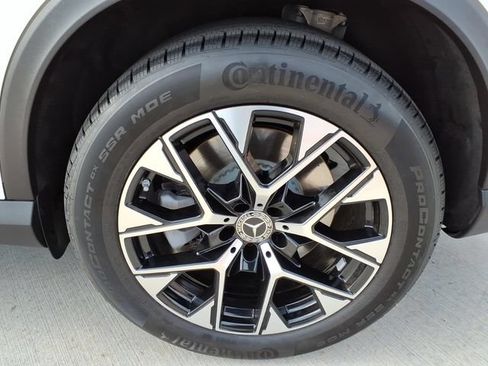 Used 2025 Mercedes-Benz GLC 350e 4MATIC image 24